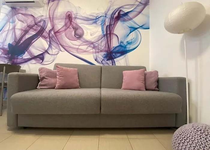 Lovely 1 - Bedroom Lena Apartmán *