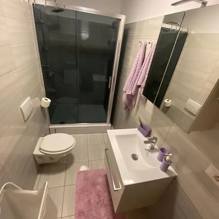 Lovely 1 - Bedroom Lena Apartman Vantačići