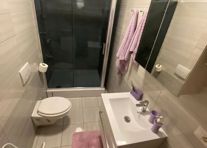Lovely 1 - Bedroom Lena 公寓 万塔西西
