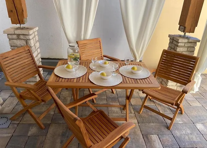公寓 Lovely 1 - Bedroom Lena *